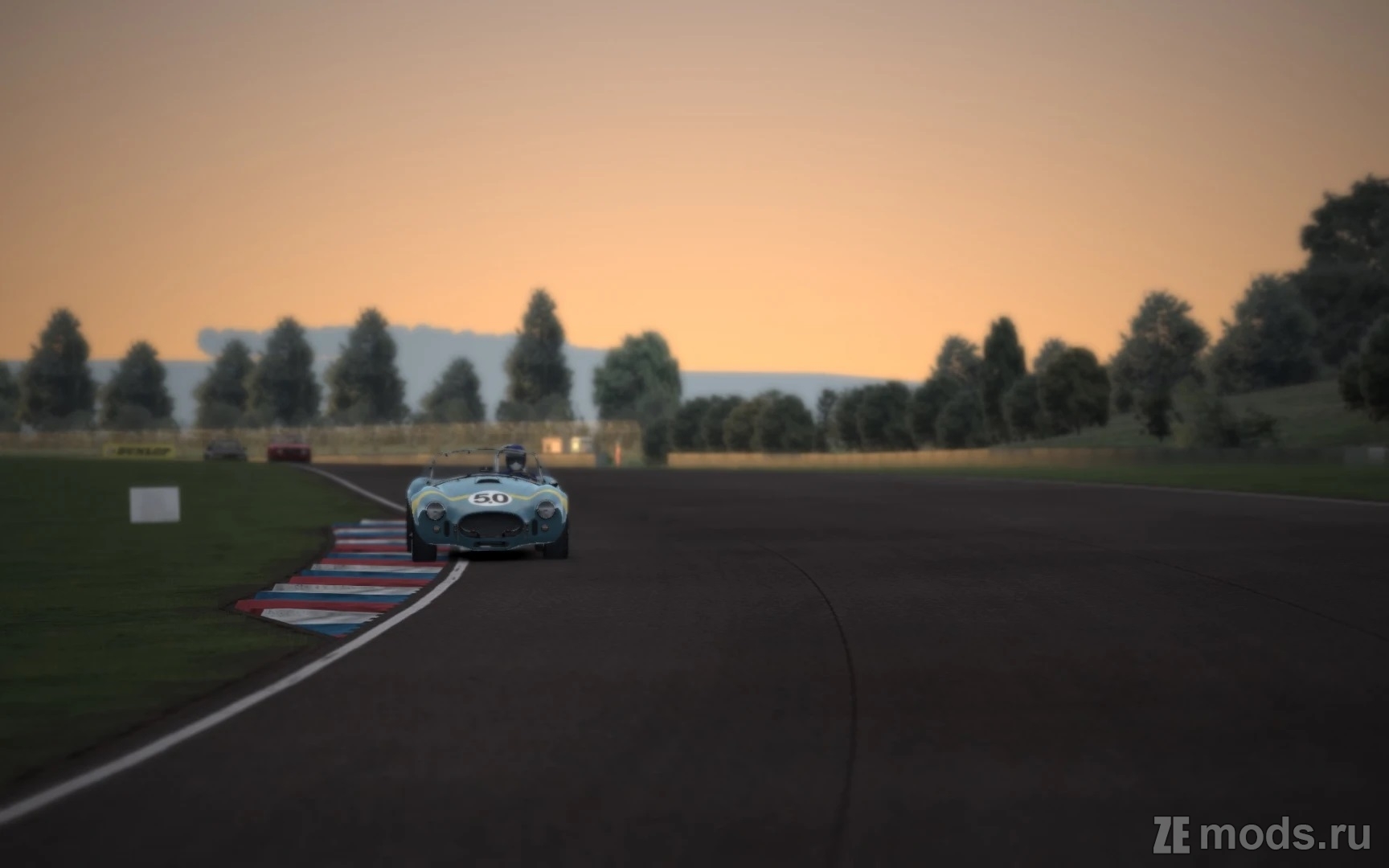 Карта Thruxton (2.02) для Assetto Corsa